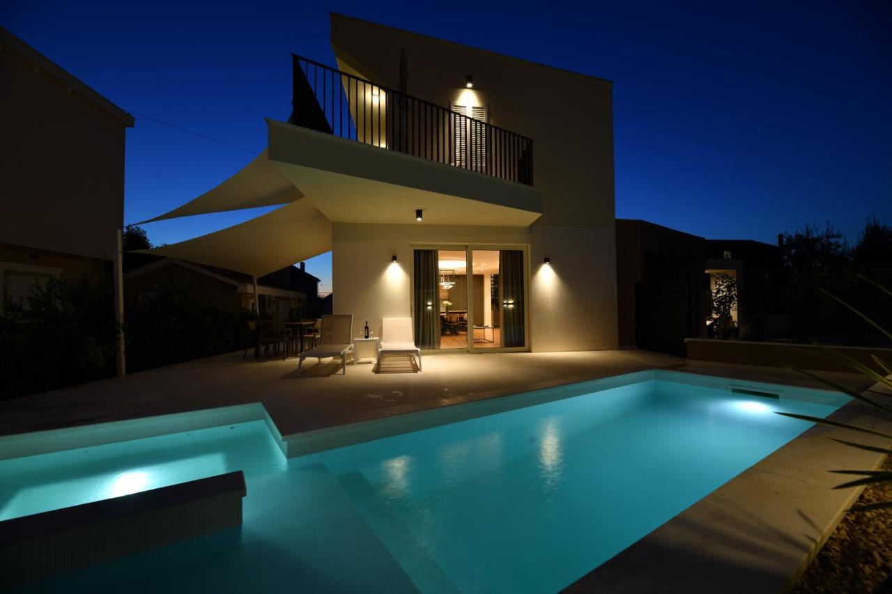 Villa Abyss زادار المظهر الخارجي الصورة