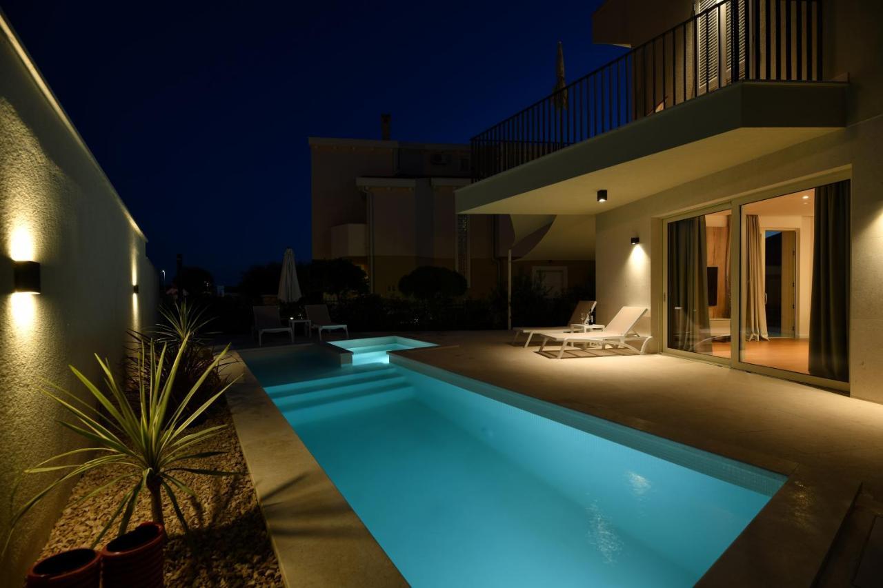 Villa Abyss زادار المظهر الخارجي الصورة